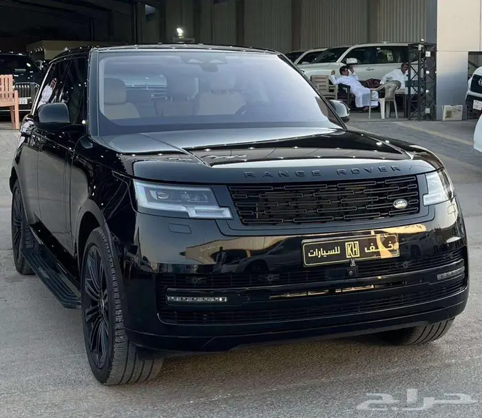 رنج روفر HSE موديل 2023 - معرض خلف للسيارات 2