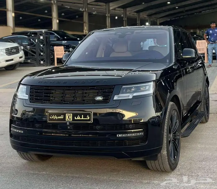 رنج روفر HSE موديل 2023 - معرض خلف للسيارات 1