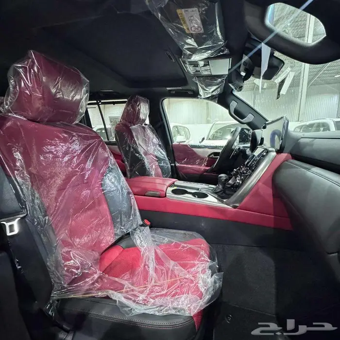 لكزس اف سبورت قطري 2025 14