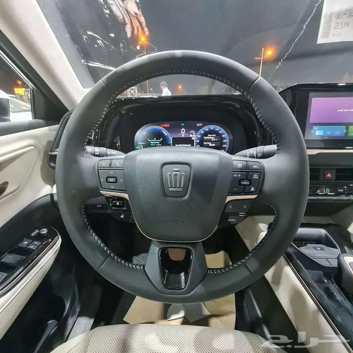 كراون برستيج هايبرد 2026 7