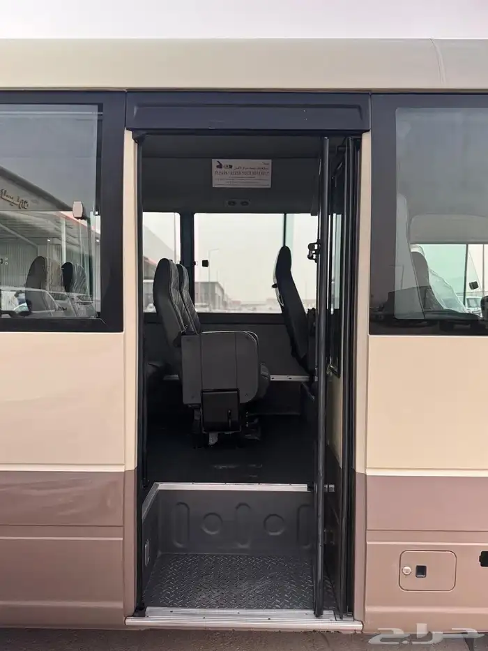 باص هونداي كونتي 30 راكب نظيف 3