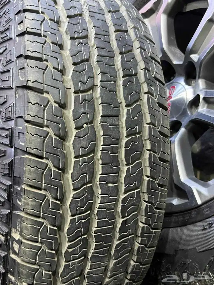 كفرات جودير أمريكي مقاس 265.65.18 مع جنوط جمس اصلي وكاله 18 3