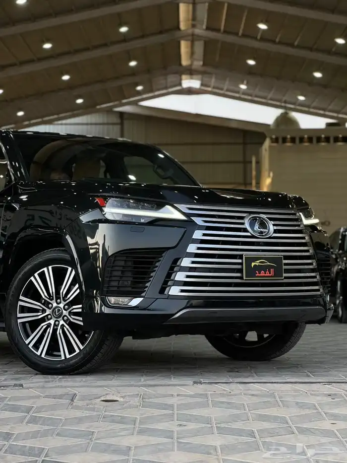 لكزس - 2023 - LX600 - BB - فل كامل 2