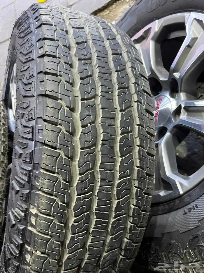 كفرات جودير أمريكي مقاس 265.65.18 مع جنوط جمس اصلي وكاله 18 6