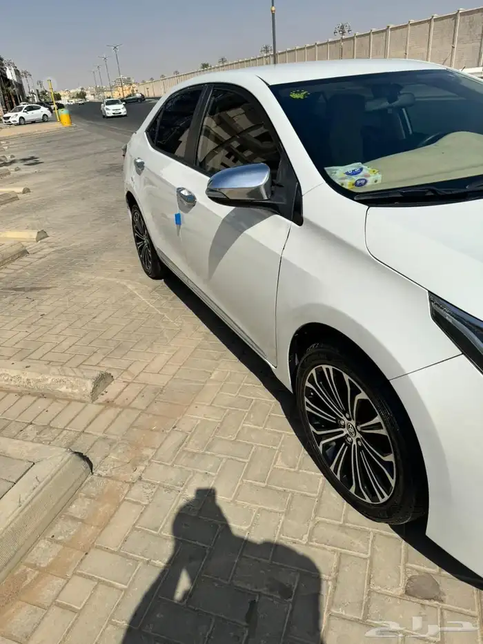 تويوتا كورولا 2017 8