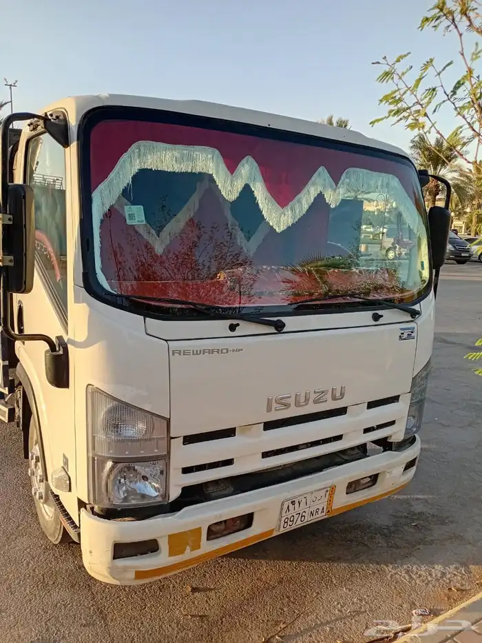 دينا ايسوزو مسروقة موديل 2018 لوحة رقم ا ر ن 8976 0