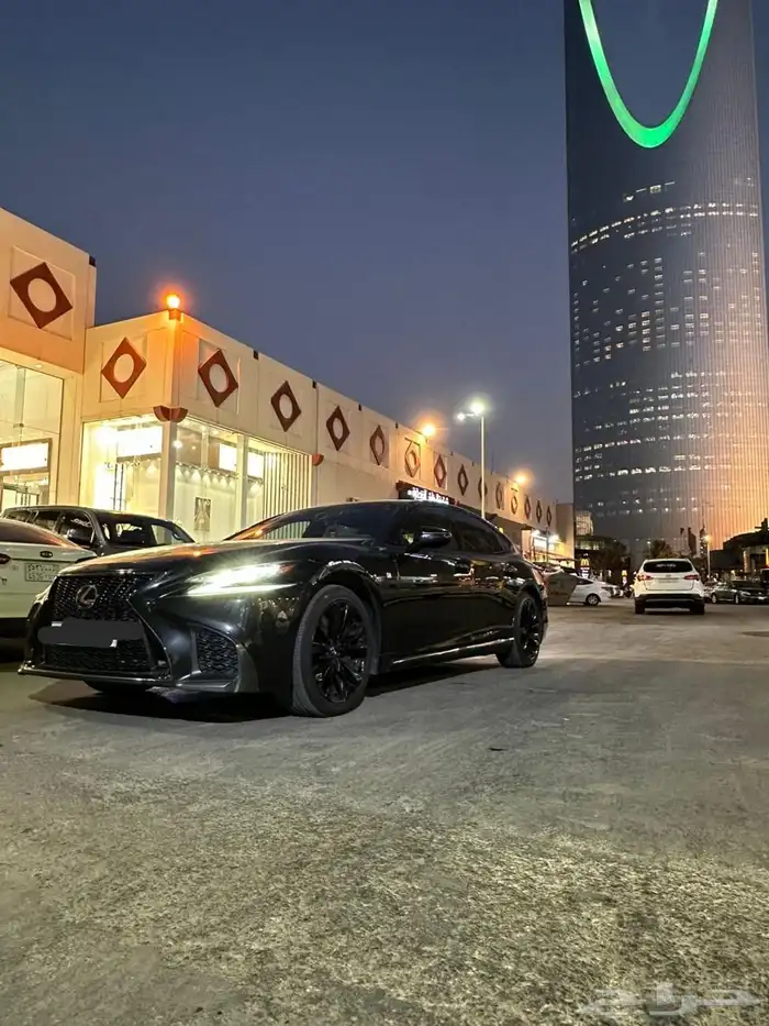 لكزس LS500 F SPORT 2018 34