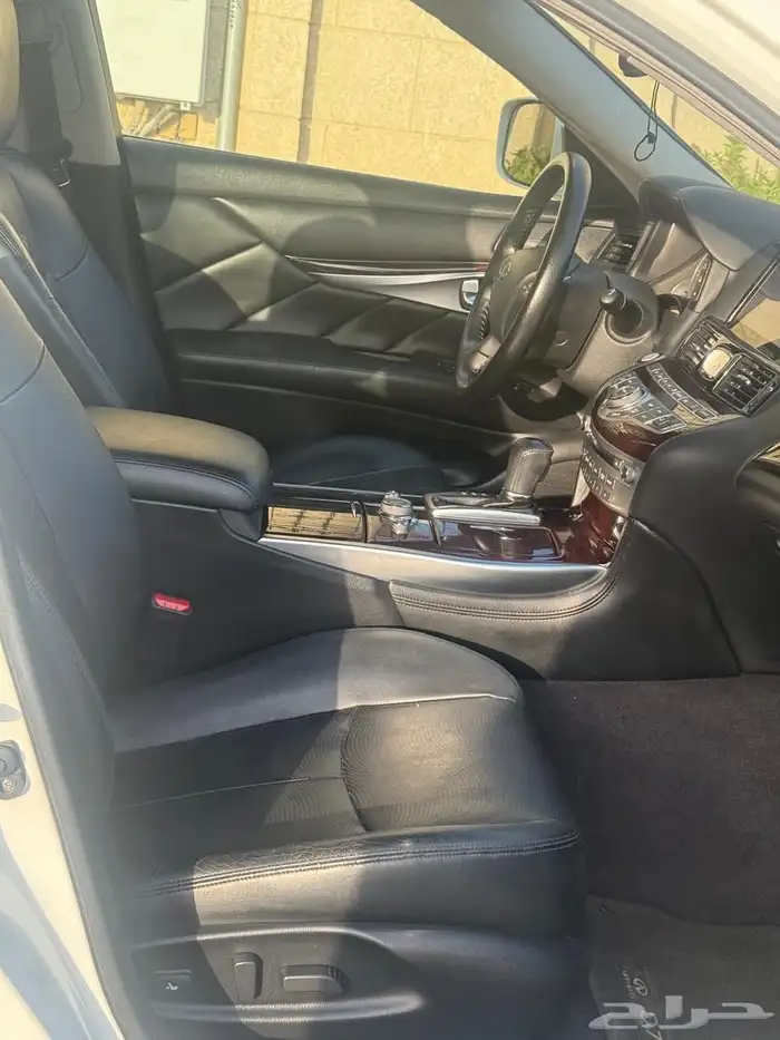 انفنتي Q70 فل كامل 20