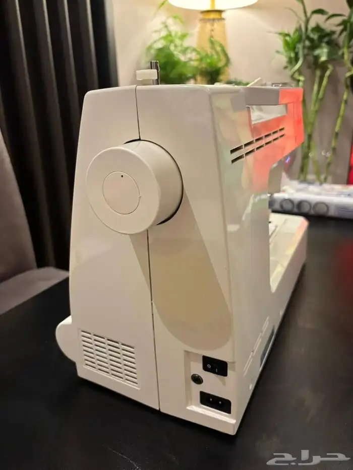 مكينة خياطه سنجر 0