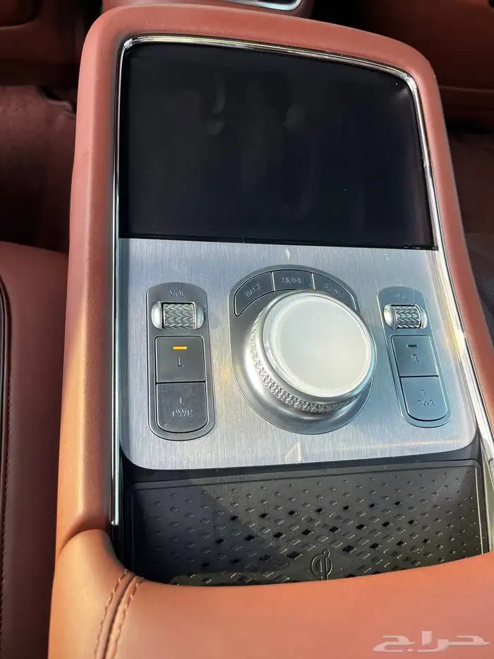 2025 Genesis G90 Platinum 14