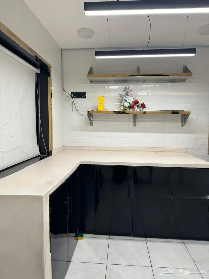 للبيع والتقبيل درايف ثرو كوفي ويناسب لأي نشاط آخر كرك ومرخص 2