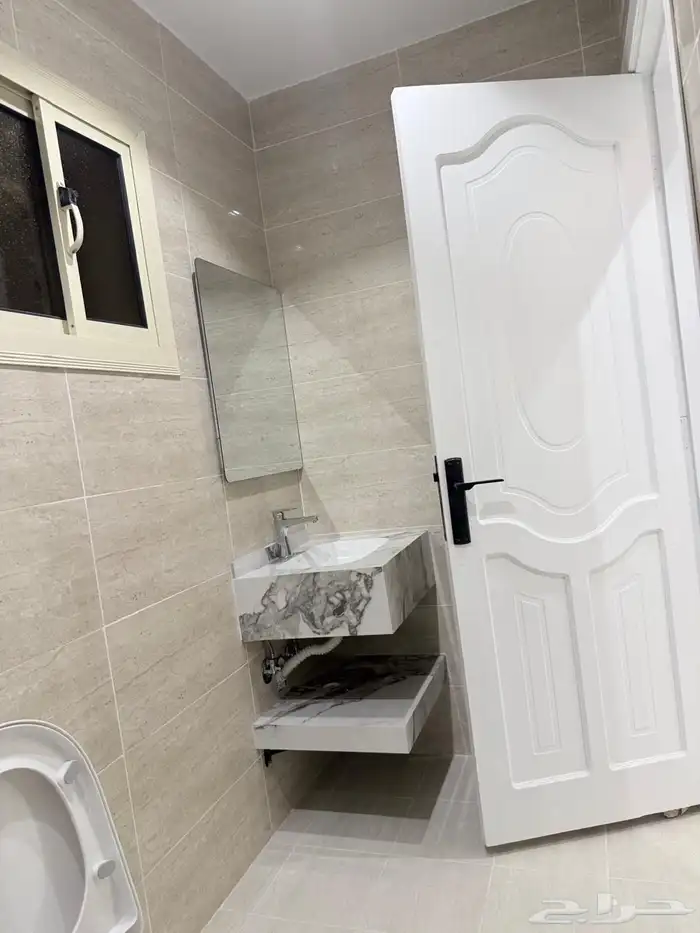 للبيع شقق تمليك حي البوادي 39
