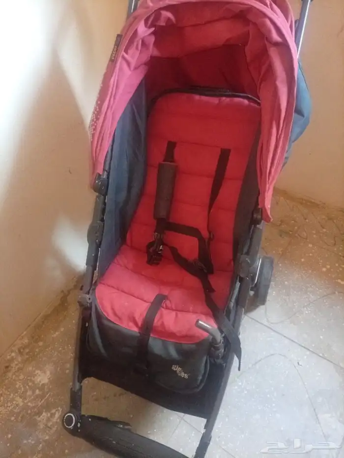 عربة اطفال بحاله ممتازة 2