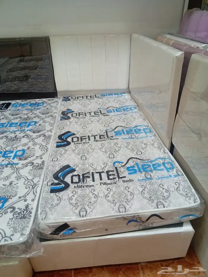 غرفة نوم كاملة  أثاث منزلي  سرير ودولاب وبطانيات 3