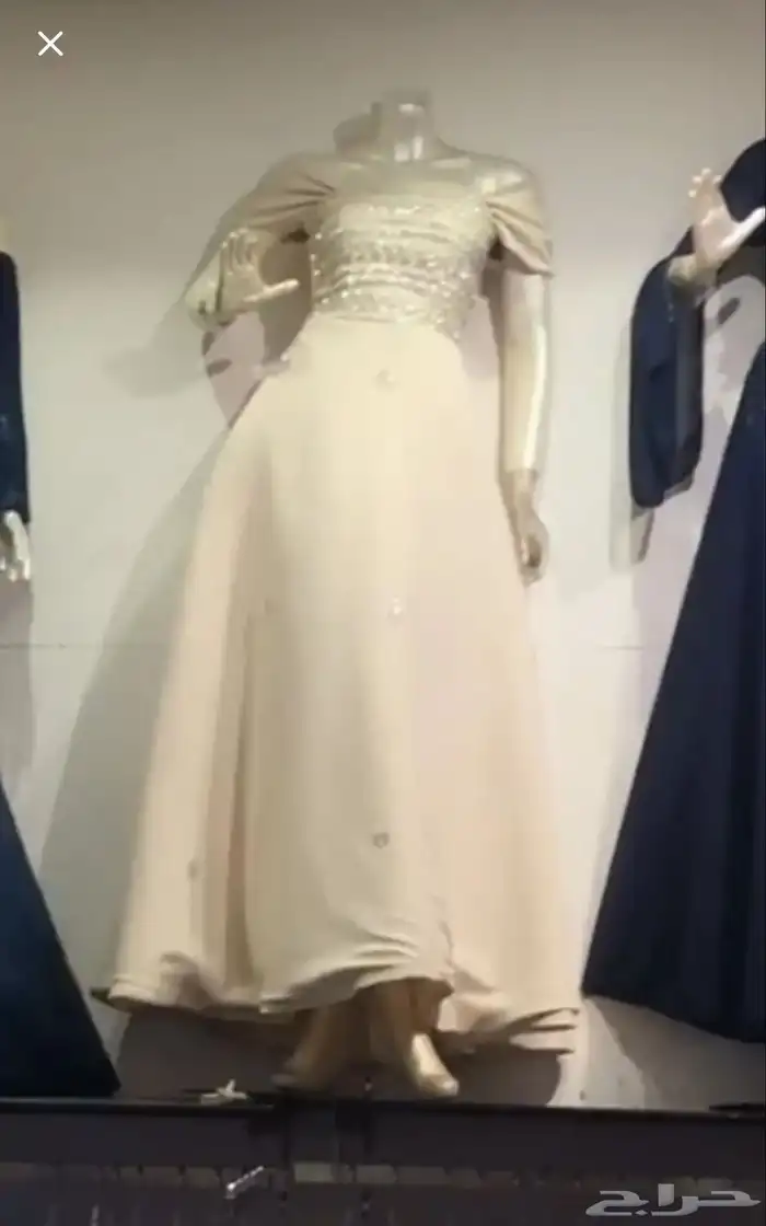 فساتين للبيع ب100 1