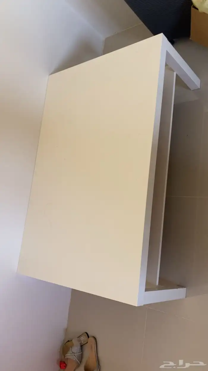طاوله ايكا 1