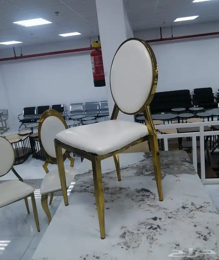 كراسي قاعات افراح ستيل ذهبي 3