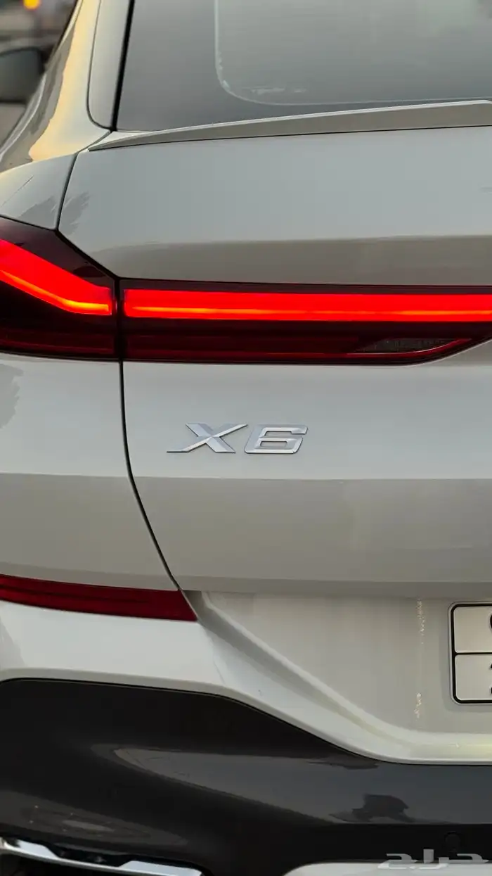 بي ام دبليو X6 شبه وكاله على الضمان وبكج صيانه مجانيه 7