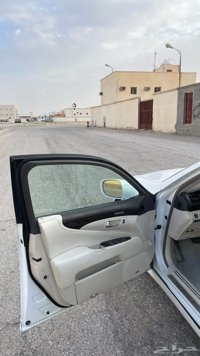 لكزس للبيع 5