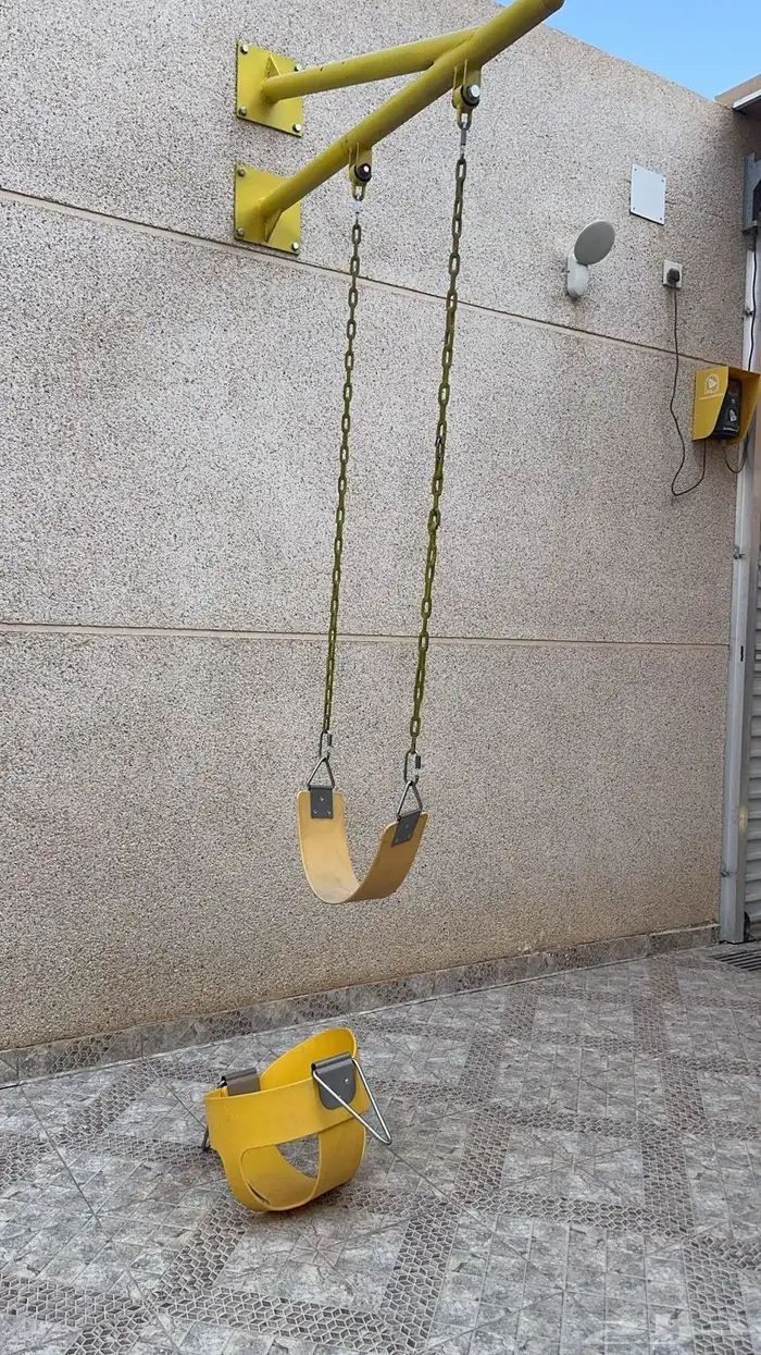 مرجيحه جداريه 1