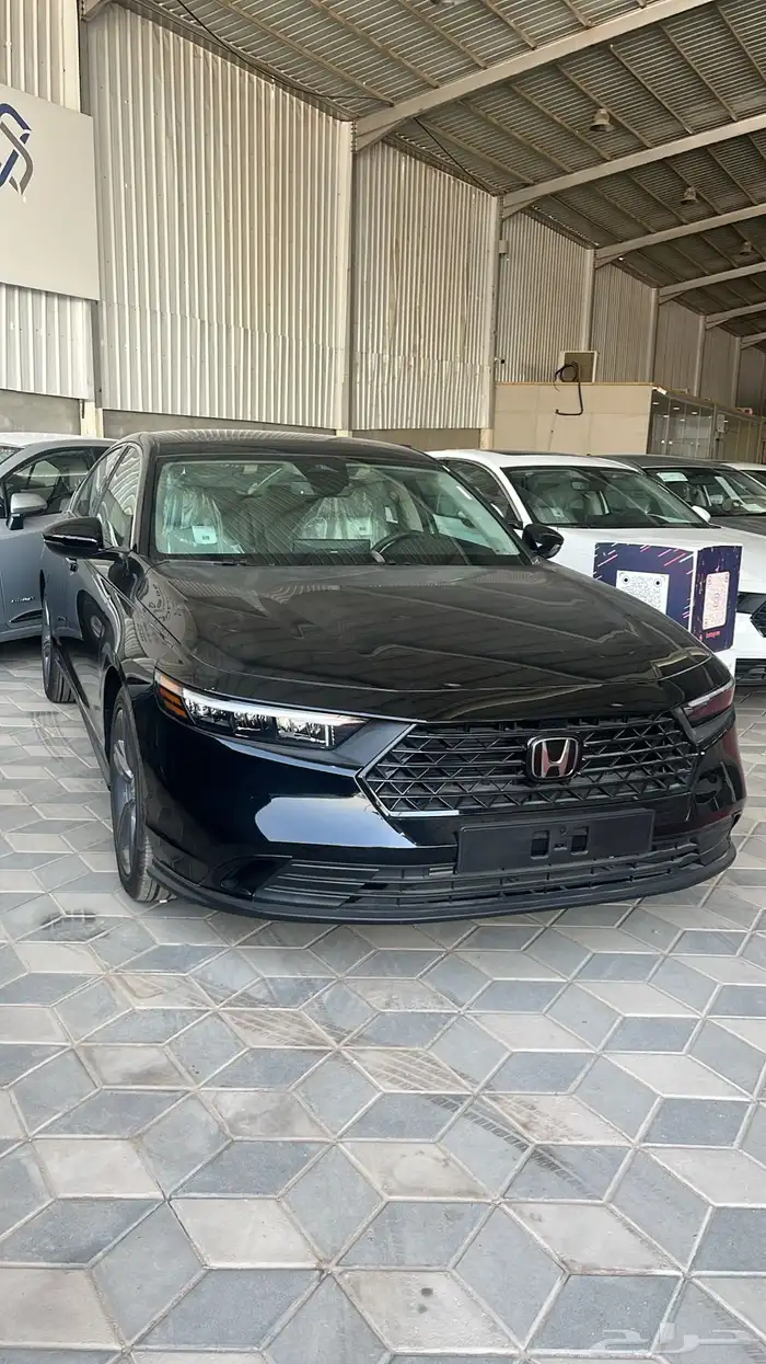 هوندا اكورد. نص فل 2025. EX 9