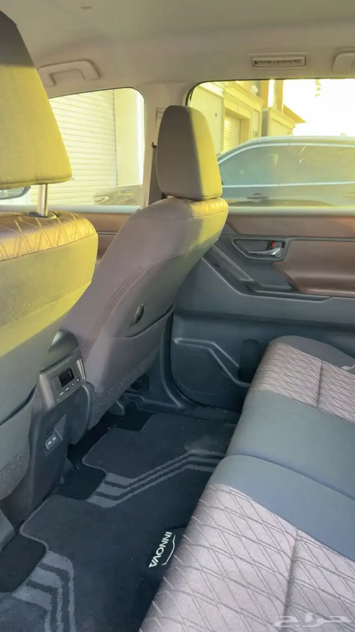 تويوتا انوفا 2024 GL نظيففف جدا 6