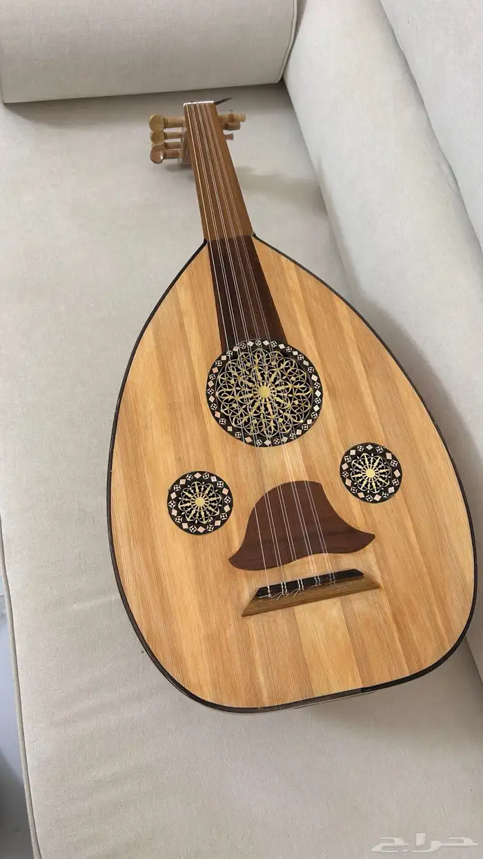 عود موسيقي للبيع 0