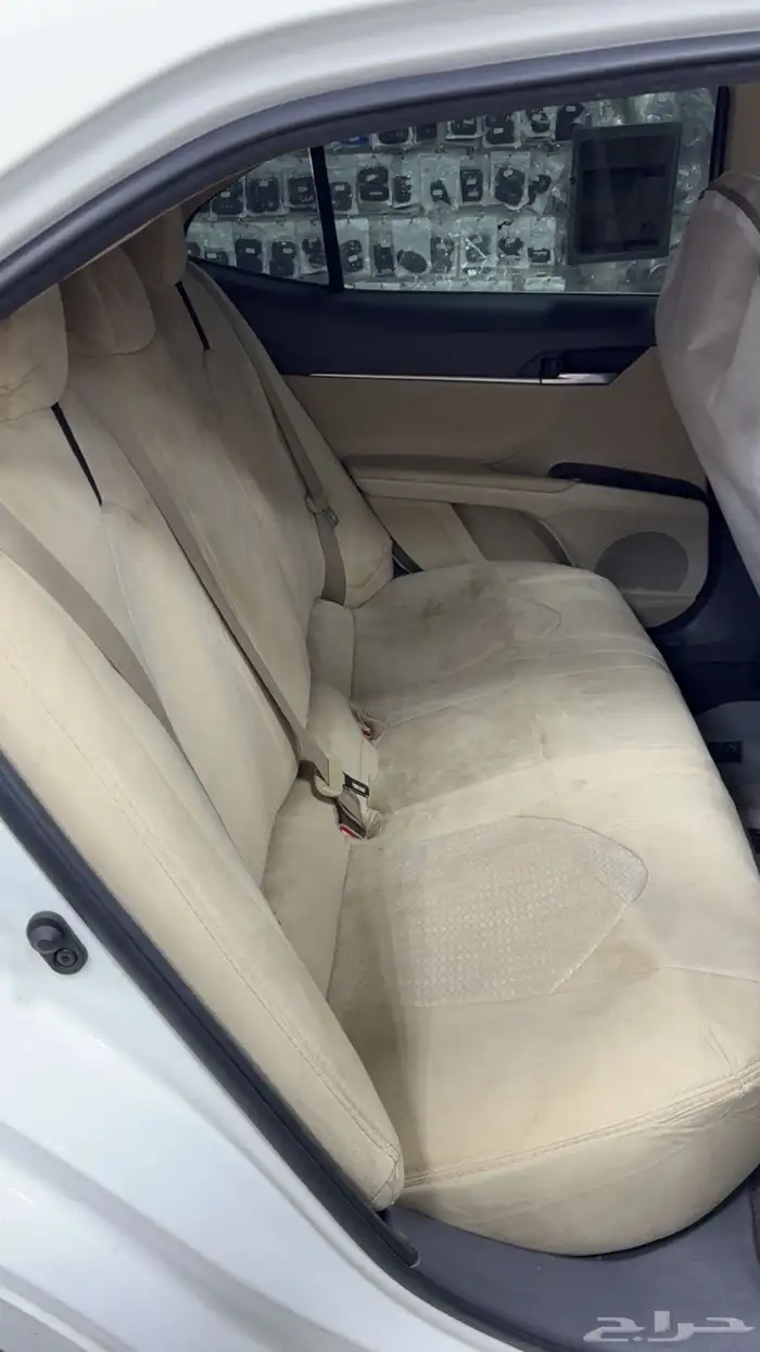 للبيع طيس وتنجيدة مراتب خلفيه كامري من 2018 الى 2024 0