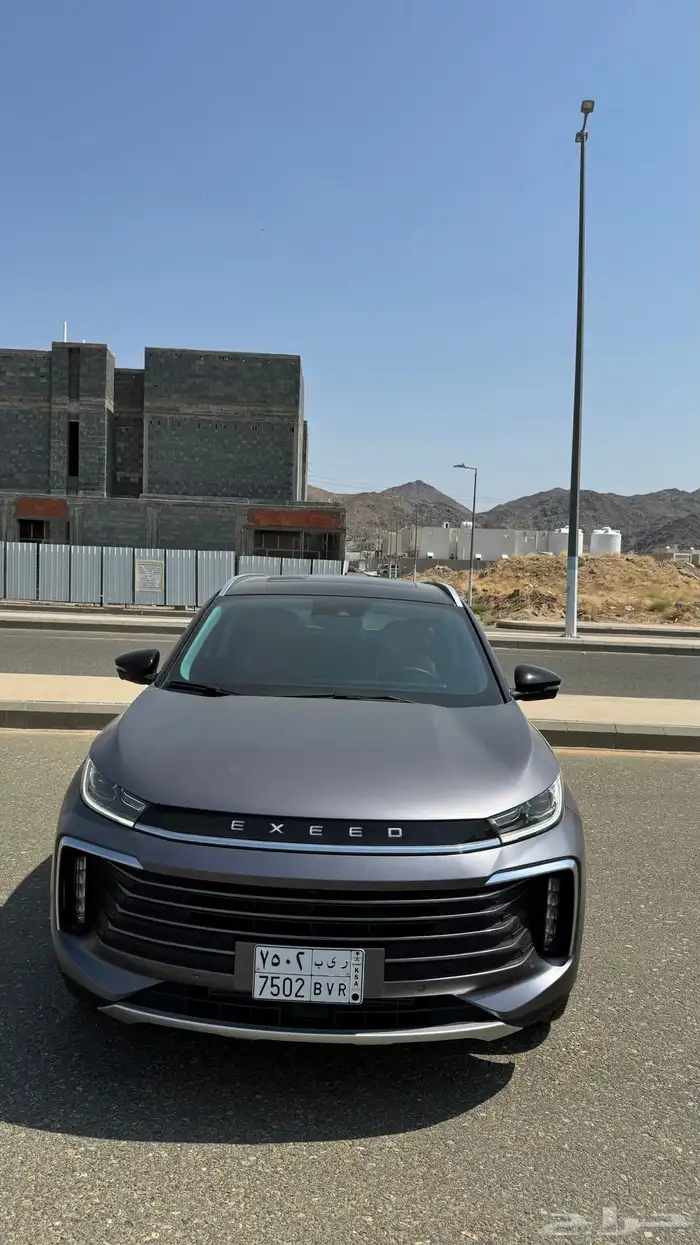للبيع سيارة اكسيد TXL 2023 جديدة فئة اللاكجري دفع رباعي 7