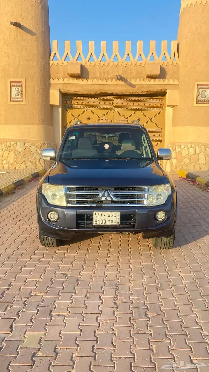 للبيع باجيرو 2009 ربع 0