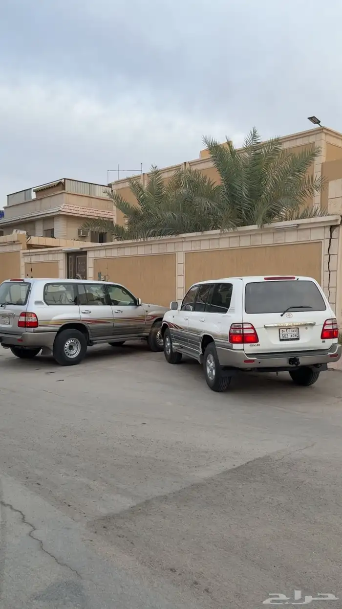لاندكروزر جي اكس آر 4