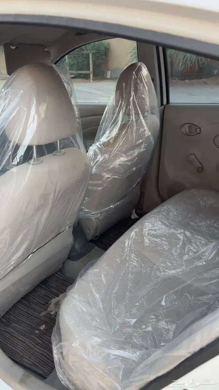 نيسان صني 2014الموتر نظيف الممشى 25000 5