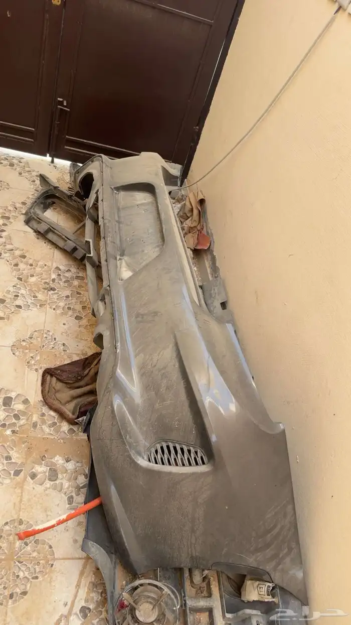 صدام srtخلفي 0