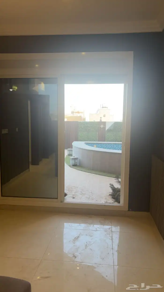 فيلا للايجار حي الياقوت 14
