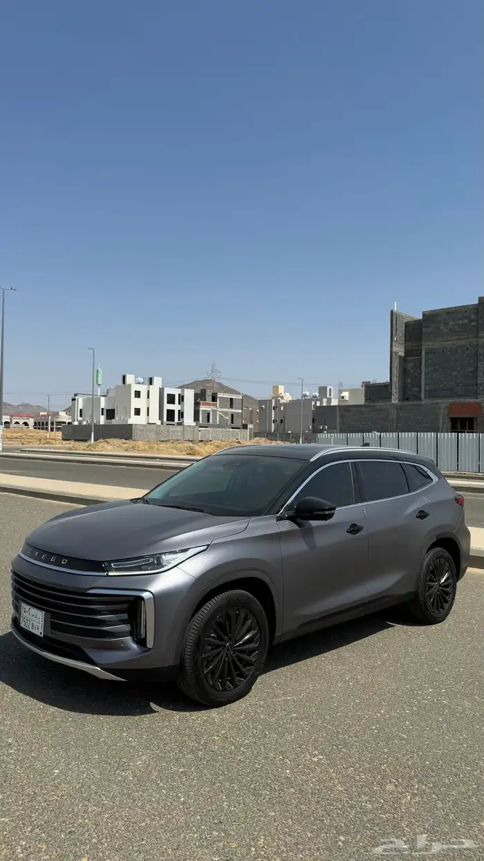 للبيع سيارة اكسيد TXL 2023 جديدة فئة اللاكجري دفع رباعي 8