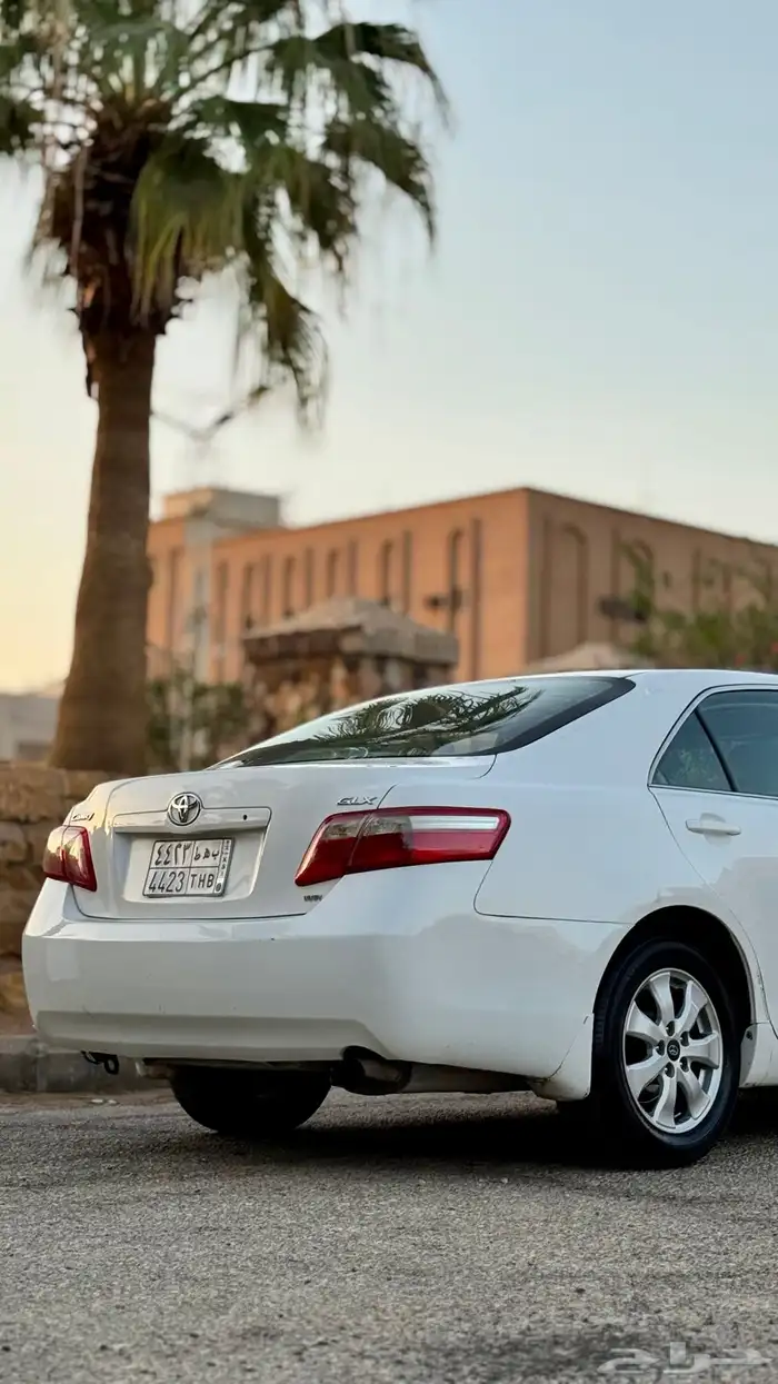 للبيع تويوتا كامري 2007 ((فل كامل))((نظيفة)) 18