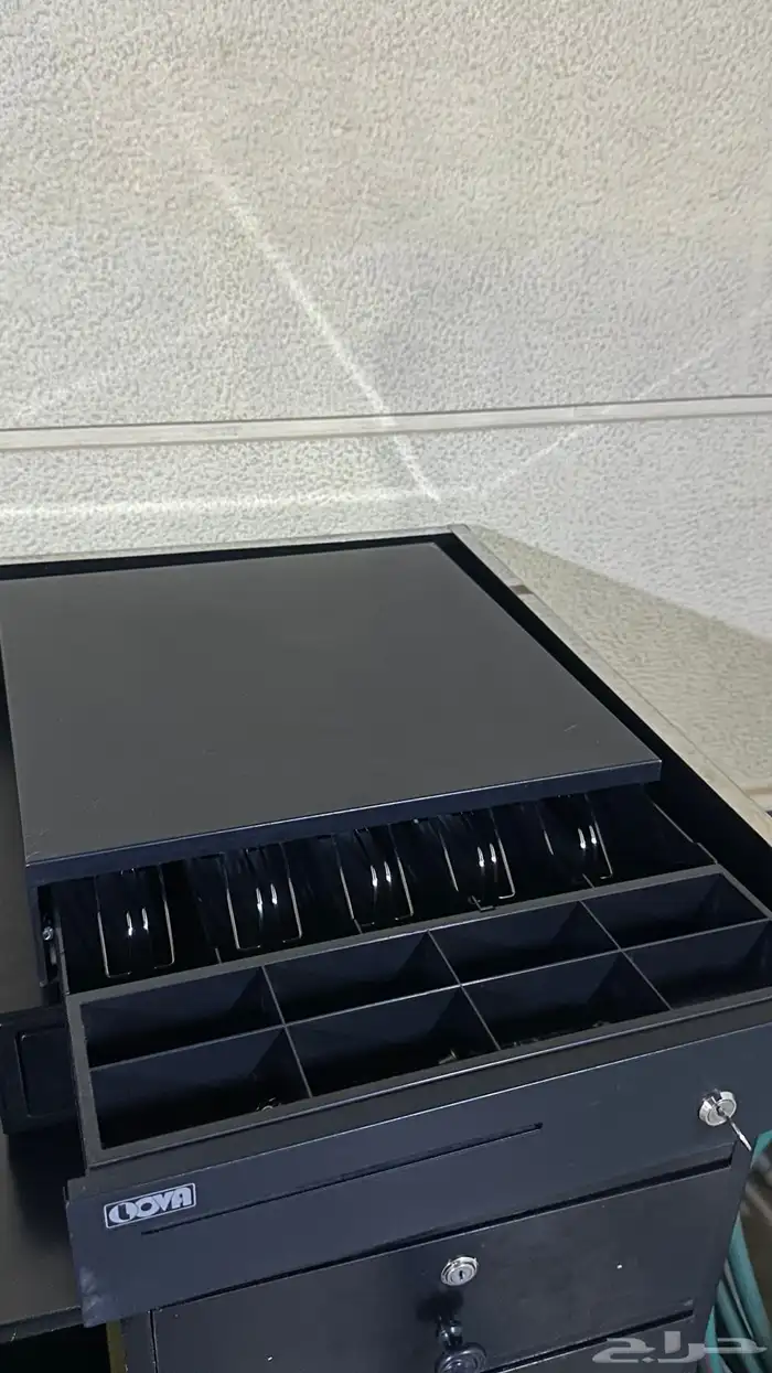 طاولات كاشير 13