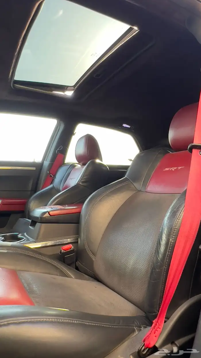 كرايسلر SRT8 7