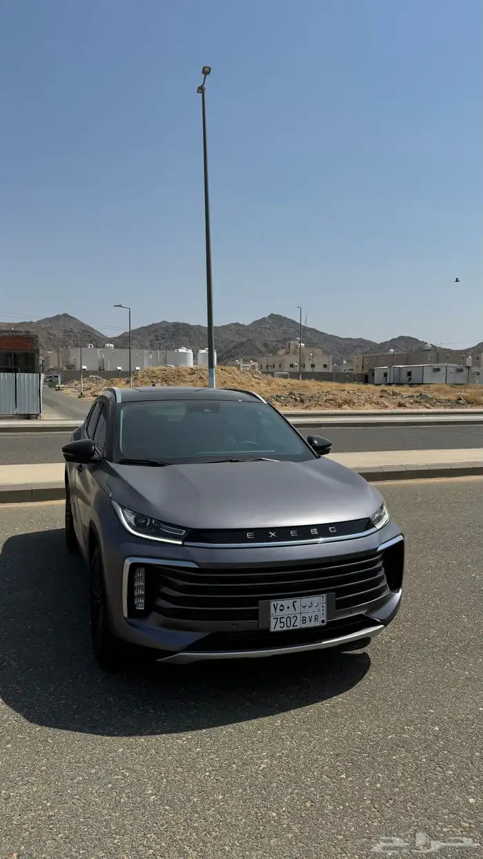 للبيع سيارة اكسيد TXL 2023 جديدة فئة اللاكجري دفع رباعي 6