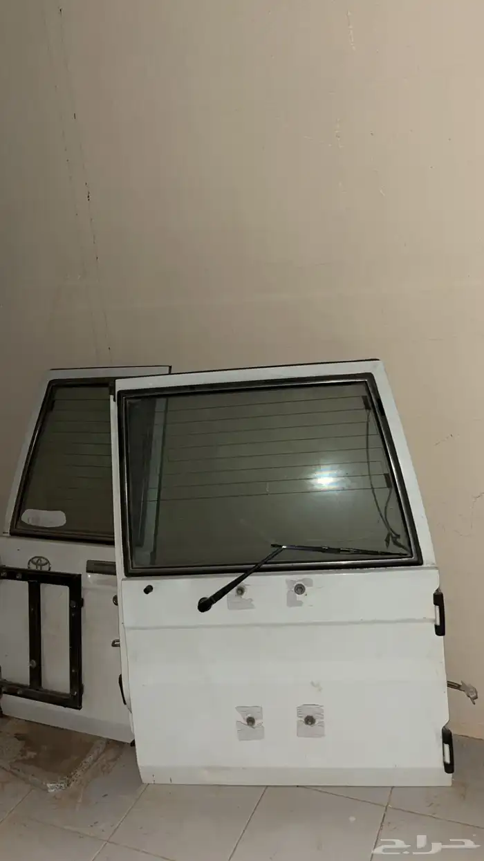 بيبان خلفيه جيب ربع من2023 وتحت لايوجد رش مع القزاز 0