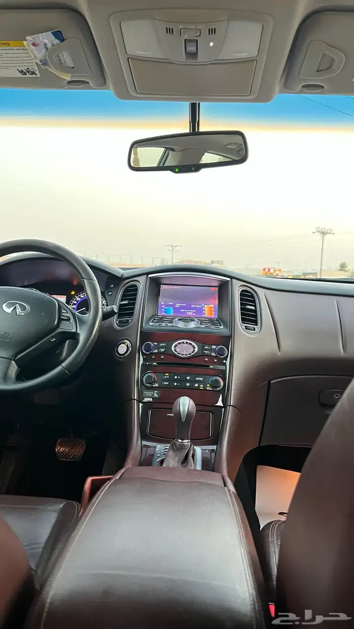 انفنتي QX 2015 نظيفة عداد قليل 14