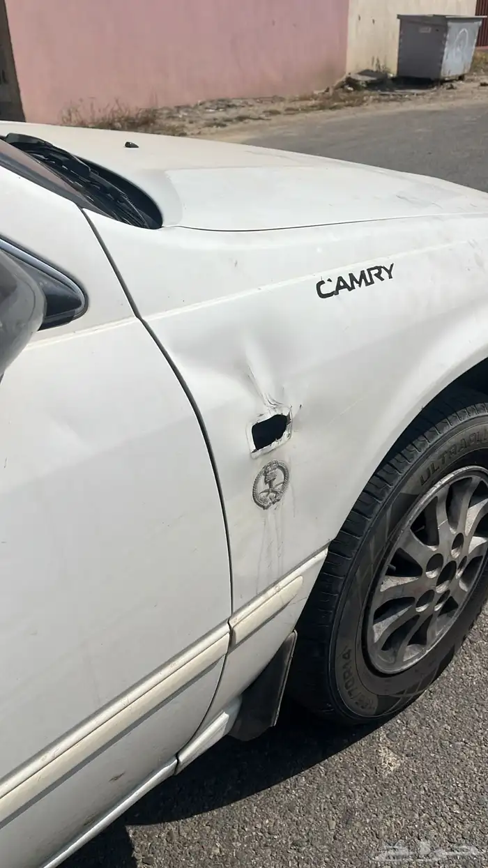كامري 1999 بقس نضيف مغير راس المكينه وفيه دقات ف البدي 4