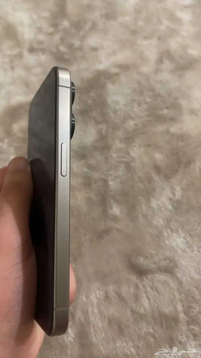 للبيع ايفون 15 برو 4