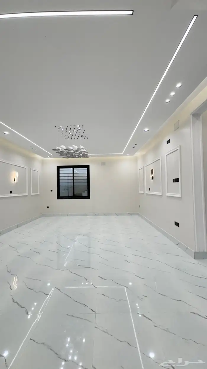 للبيع روف علوى بملحق ابها المحاله حى الزهور 7