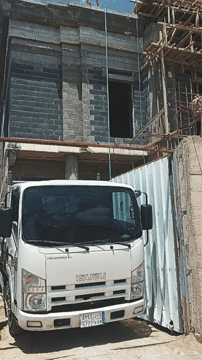 قلاب ايسوزو تحميل بطحاء خرسان اسمنت بلاط الي جميع مناطق عسي 1
