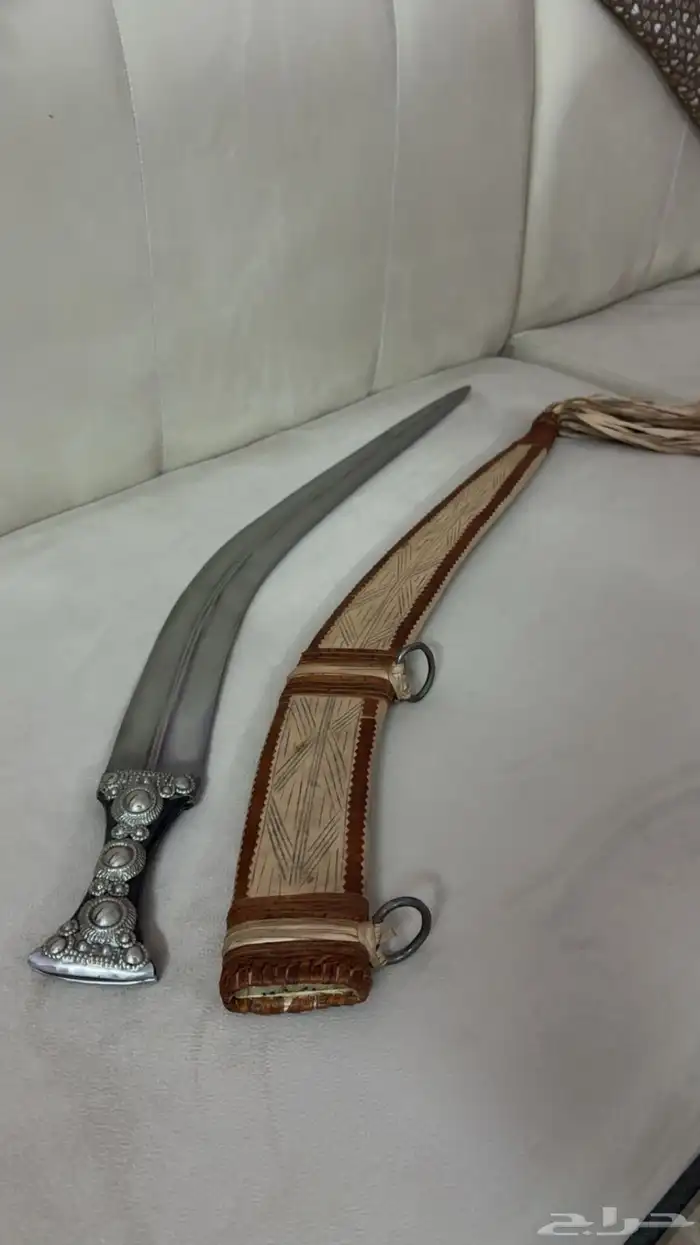 جنبية موزونة. حواشي معيرها 0