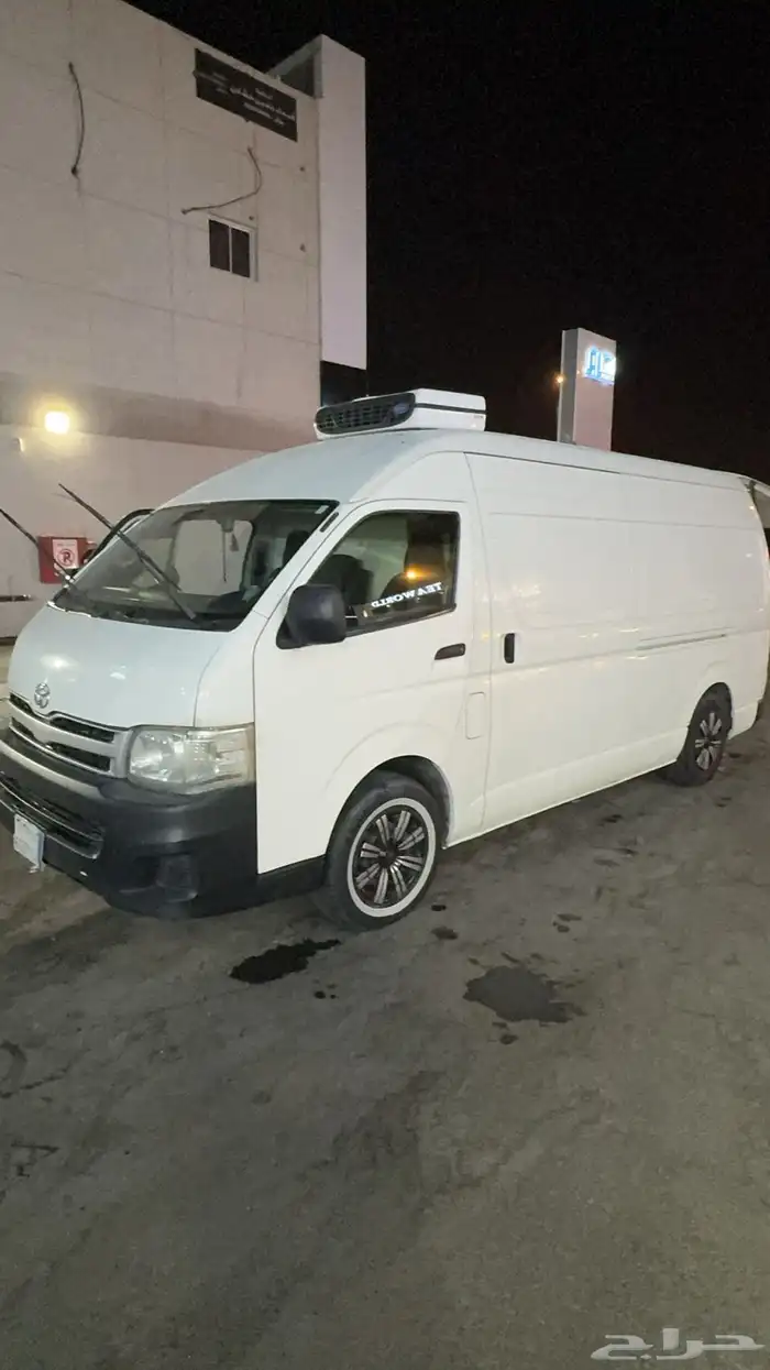 للايجار باص ثلاجة هايس 0