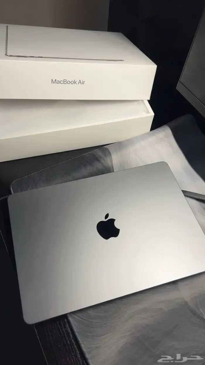 ماك بوك اير M3 0