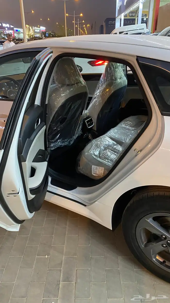 كيا 2026K5ستاندر مطور خليجي(بنزين)2.5L 13