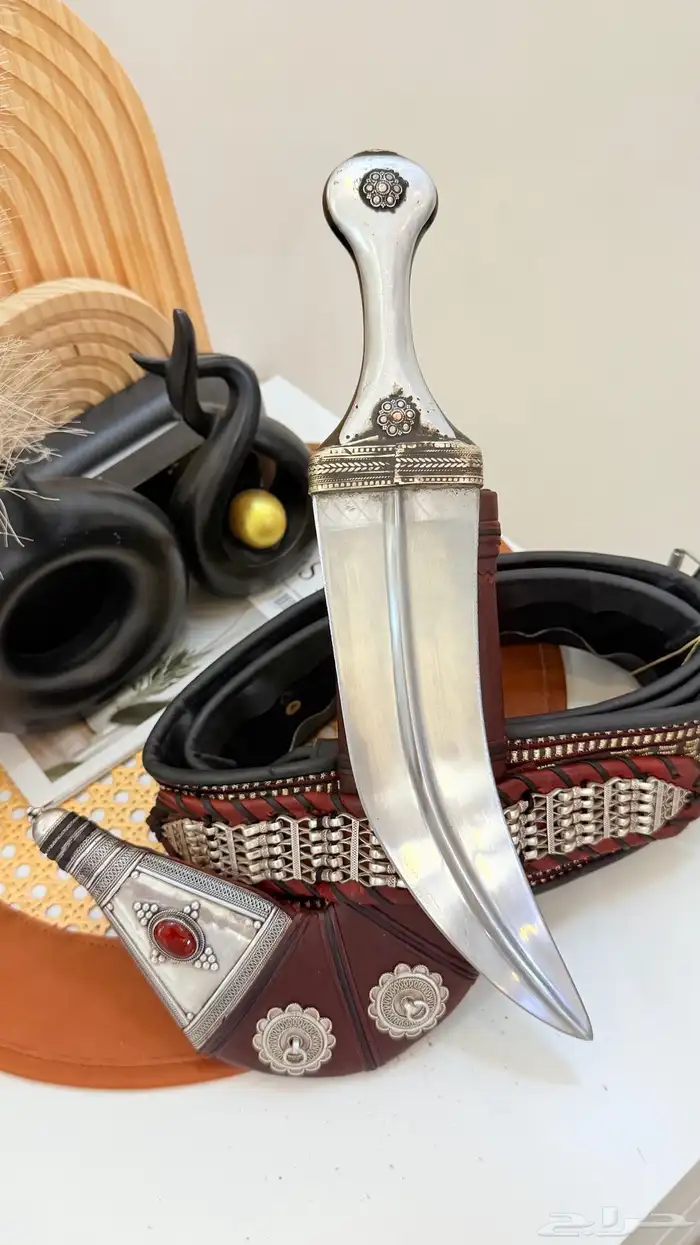 محليه قرن قديم بهيص 3